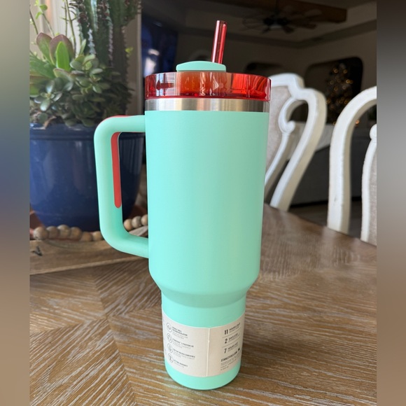 Stanley x Moolah DSG exclusive 40oz Quencher NWT - Picture 2 of 8